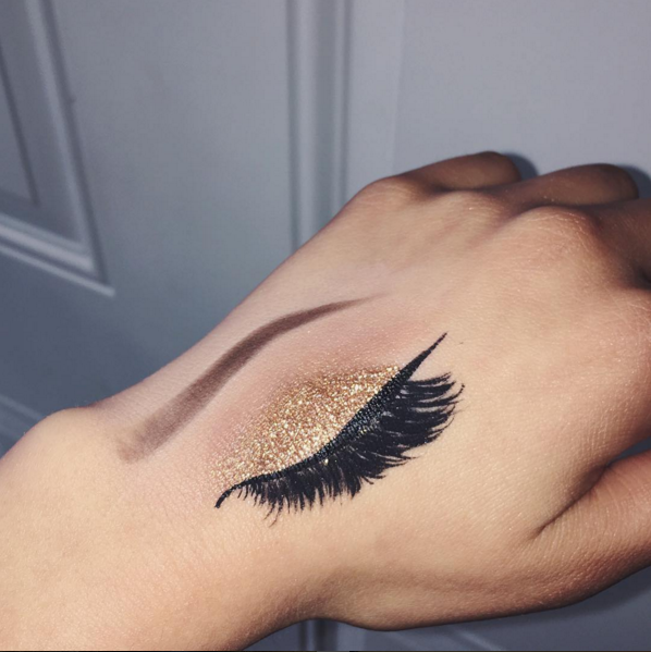 Crack pot Faktisk fredelig These Girls Are Killin' It With Hand Makeup Art! – Lipstiq.com