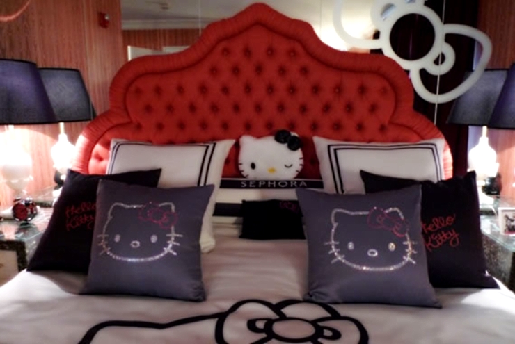Hello Kitty Hotel Suite at Maison 140 8