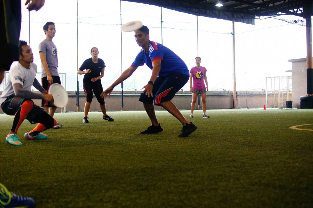 A game of Ultimate Frisbee in session