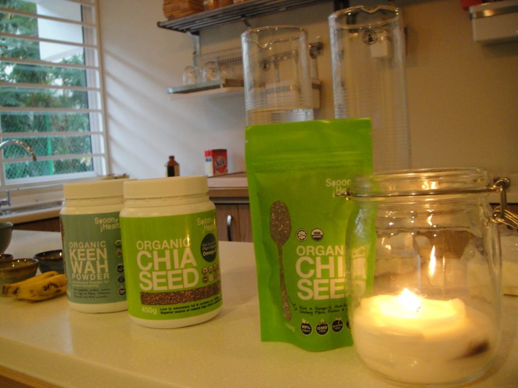 Organic Keenwah Powder and Organic Chia Seeds