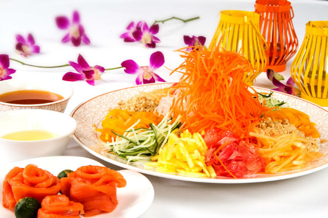 Yee Sang at Shang Palace