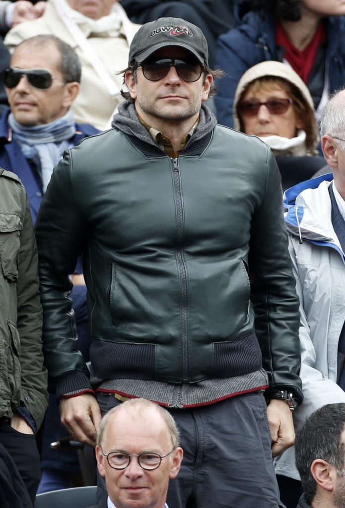 Bradley Cooper wears Carrera Newchampion sunglasses at French Open 2015