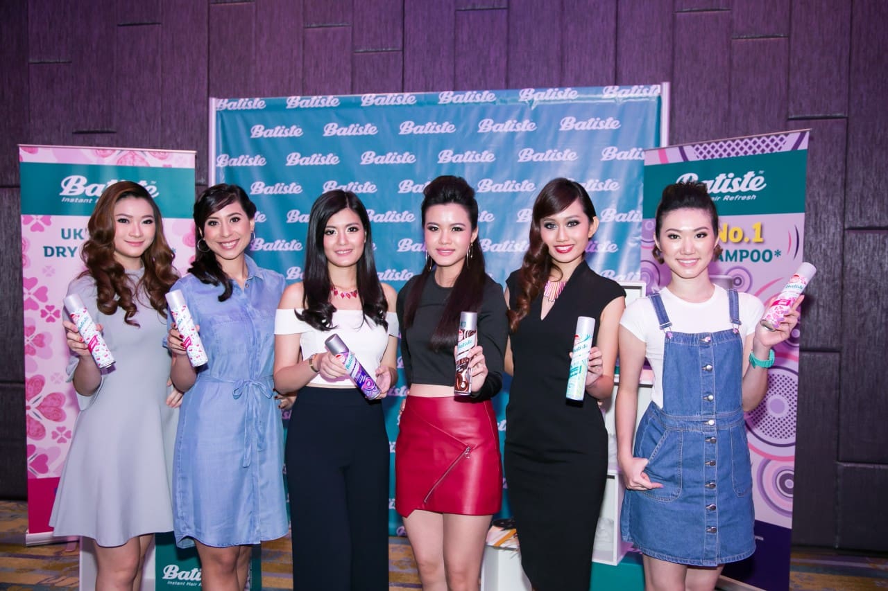 Models with the 5 variants of Batiste