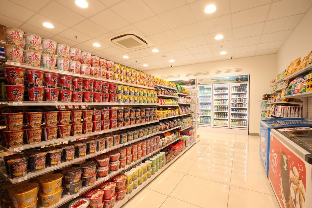 07 Wide aisles for easy shopping at FamilyMart Malaysia