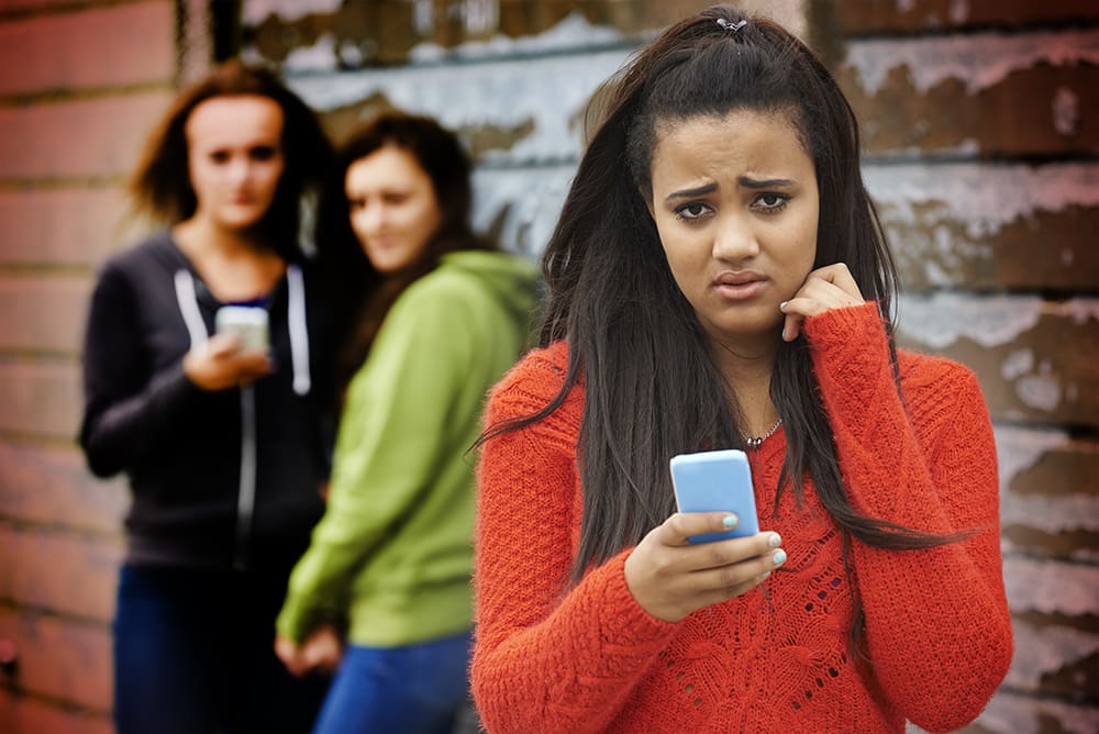 teen-gets-cyber-bullied