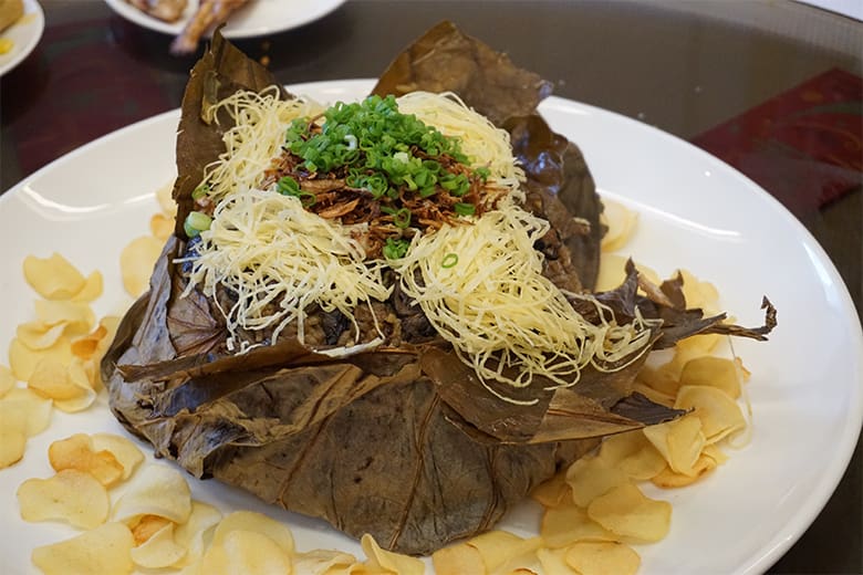 Steamed-Lotus-Leaf-Rice-with-Smoked-Oyster-and-topped-with-Arrow-Mushroom-(2)