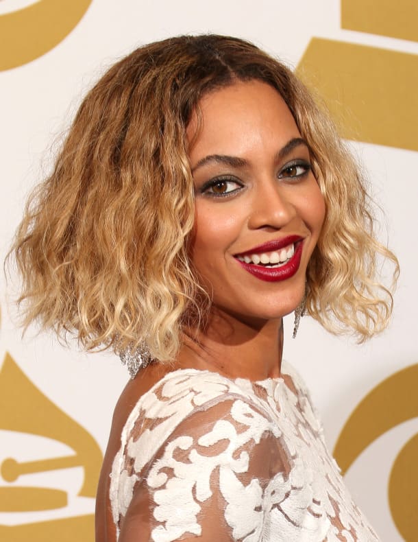 beyonce blonde bob