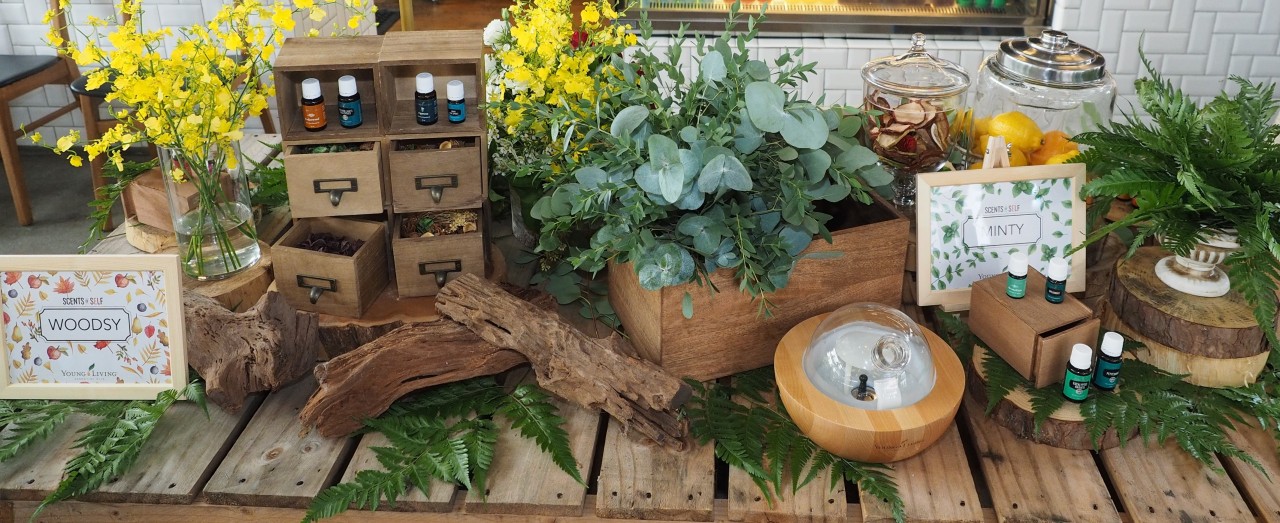 Woodsy Minty Product Display Table
