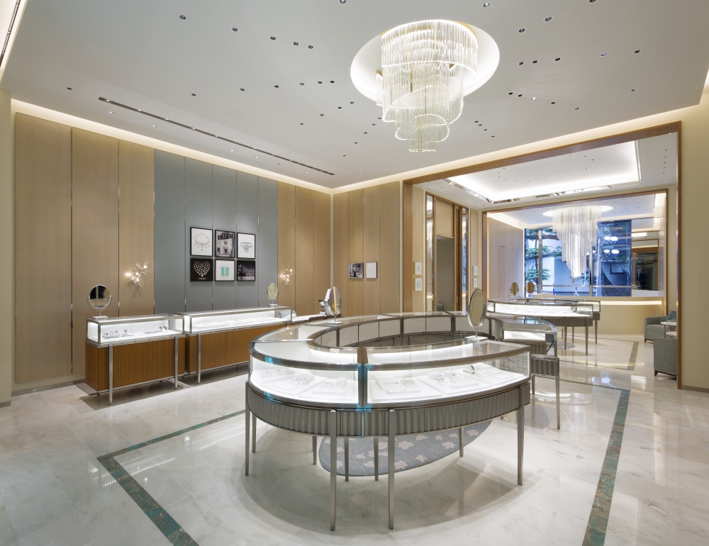 Tiffany & Co.'s Opens Doors Of Its Luxurious Duplex Boutique In ...