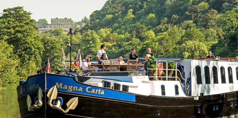 barge magna carta 1516833380